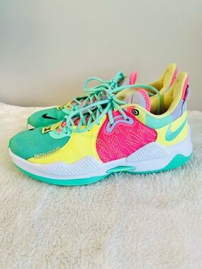 Nike PG 5 Paul George EP ‘Daughters' Basketball Shoes